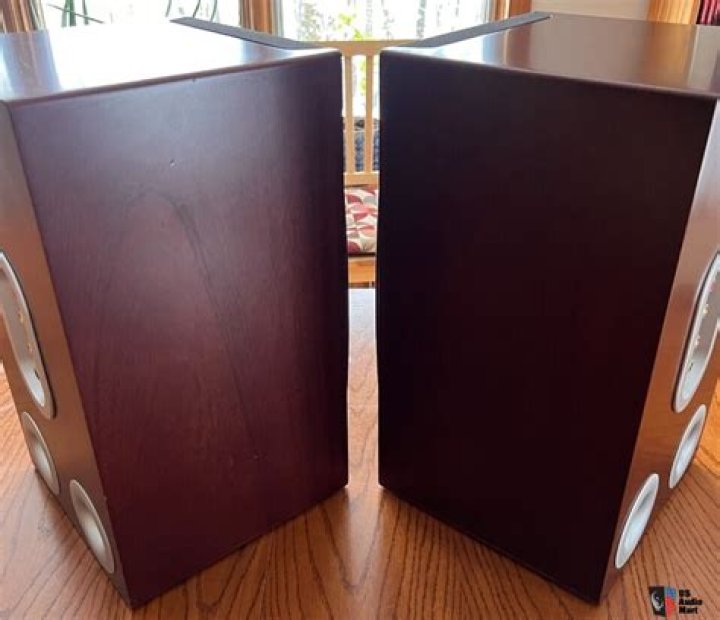 Are Cambridge Soundworks speakers good?