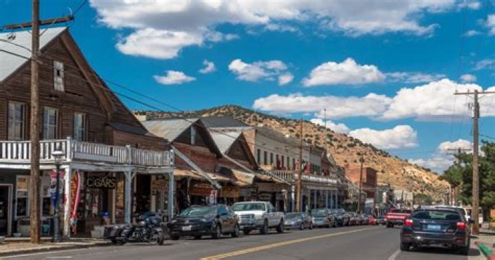 Are there any small towns in the Western Cape?