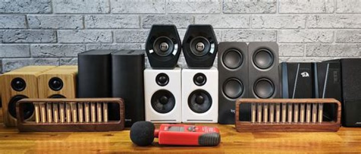 Can I use just one speaker?