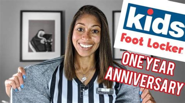 Can u work at Footlocker at 14?