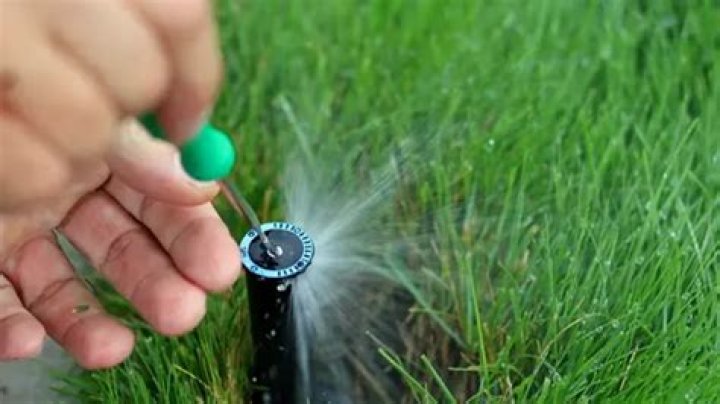 Can you adjust pulsating sprinkler?