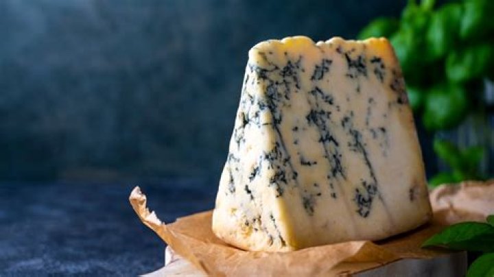Can you be allergic to blue cheese?