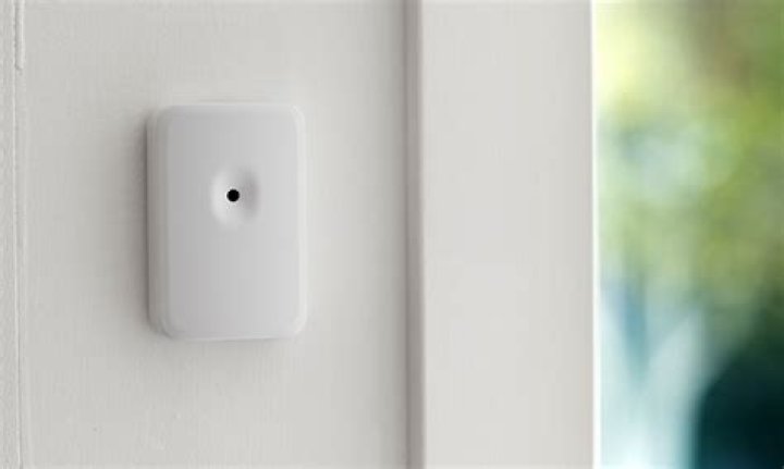 Do glass break sensors work through doors?