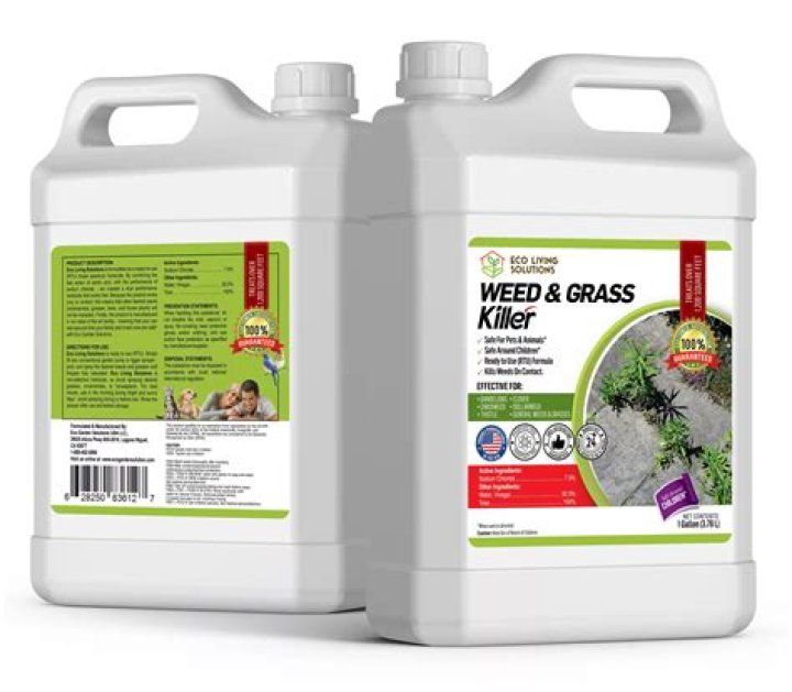 Does calcium chloride kill grass and weeds?