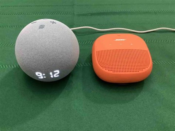 Does Echo DOT work with Bose Soundlink?