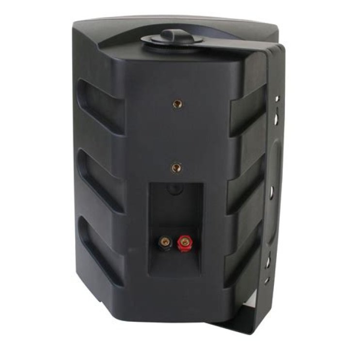 Does SunBriteTV have speakers?