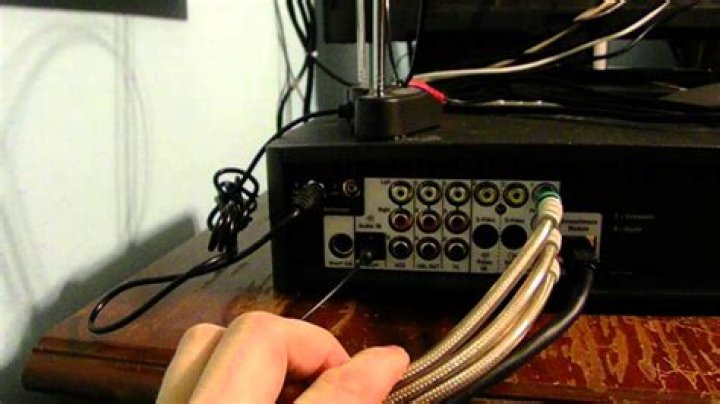 How do I connect my Bose DVD player to my TV?