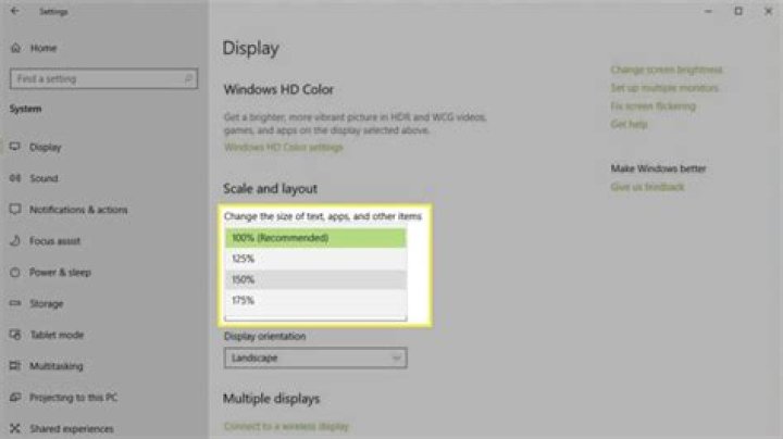 How do I fix Overscaling my TV Windows 10?