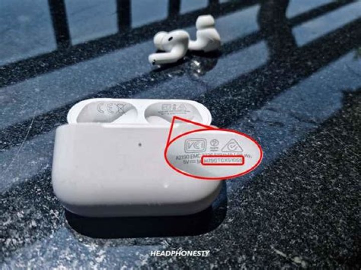 How do I know if my sound bar is blown?