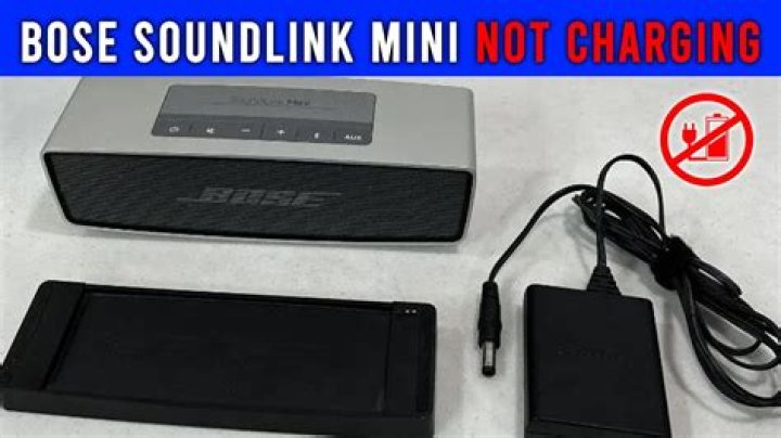 How do I make my Bose Soundlink headphones discoverable?