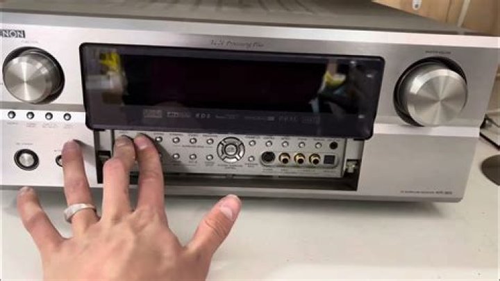 How do I reset my Denon AVR 3805?