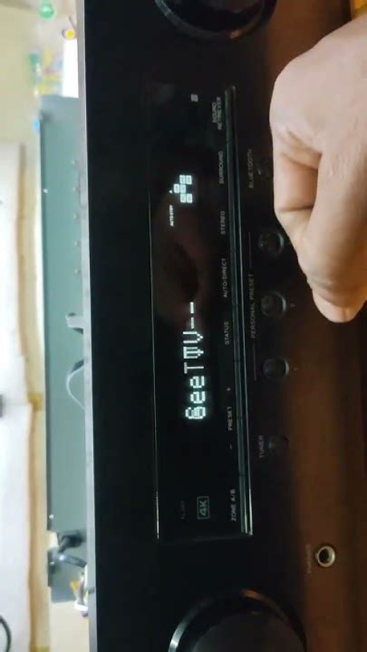 How do I reset my Pioneer VSX 534?