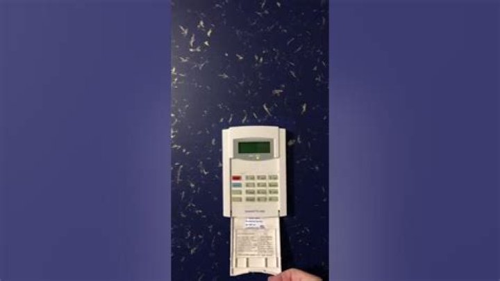 How do I turn off ADT Safewatch Pro 2000?