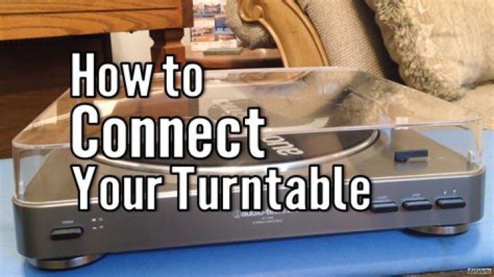 How do you connect a turntable to a speaker?