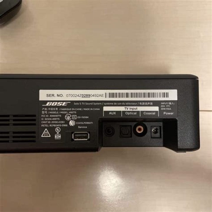 How do you hook up a Bose Solo 5 soundbar?