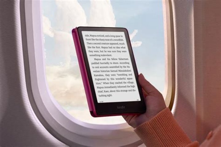 How do you sync Kindles together?