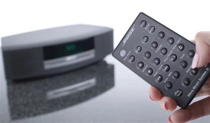 How do you turn the light up on a Bose radio?