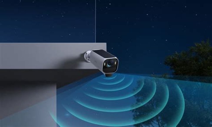 How does motion detection work on home security cameras?