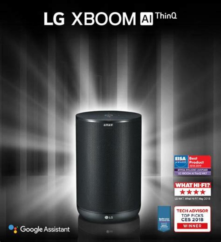 How does the LG xboom WK7 smart speaker work?