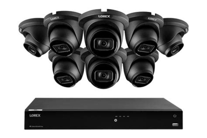 How many cameras are in the Lorex lnr600 series?