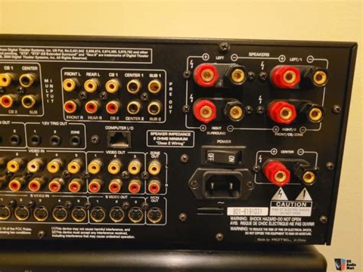 How many channels does Rotel RSX 1057 AV receiver have?