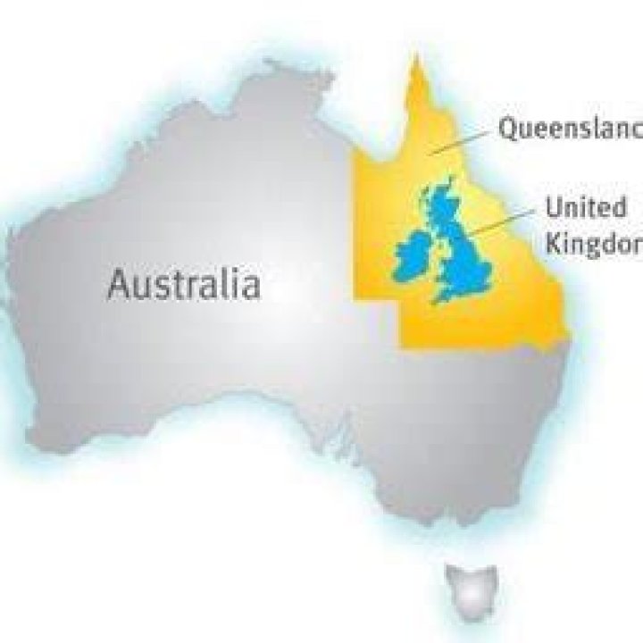 How many times can England fit into Queensland?