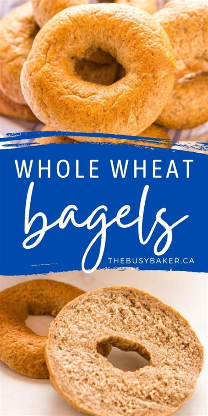 How much fiber is in a whole wheat bagel?
