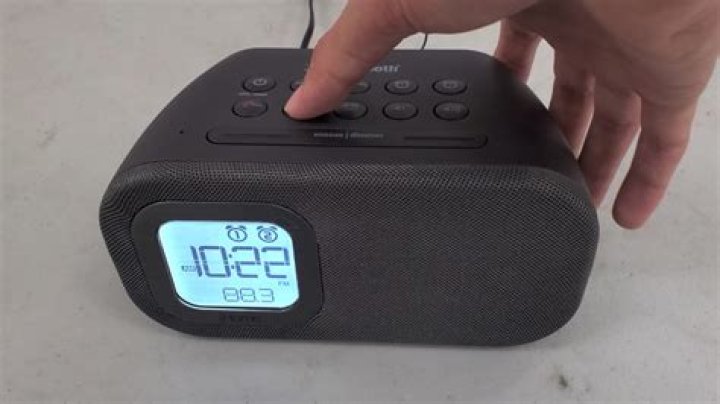 How to fix a time display on a iHome radio?