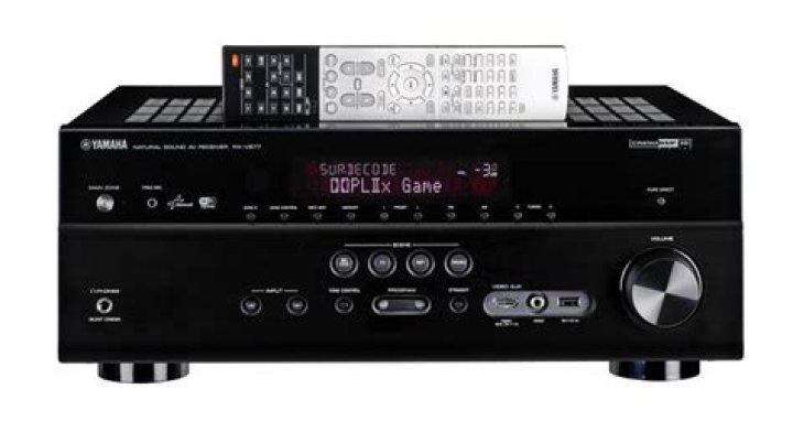 What are the features of the Yamaha RX v677?