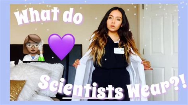 What does a scientist wear?
