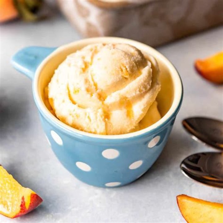 What does vodka do in ice cream?