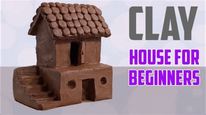 What Indians made houses out of clay?