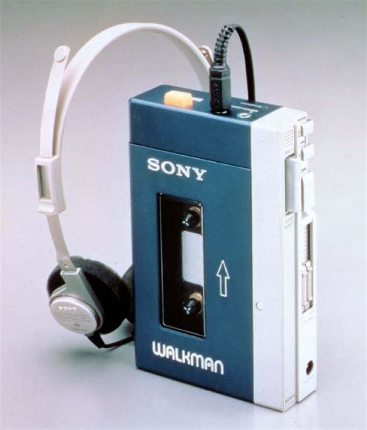 What kind of FM radio does Sony Walkman use?