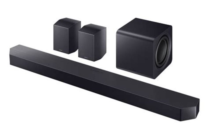 What kind of sound does a Samsung sound bar have?