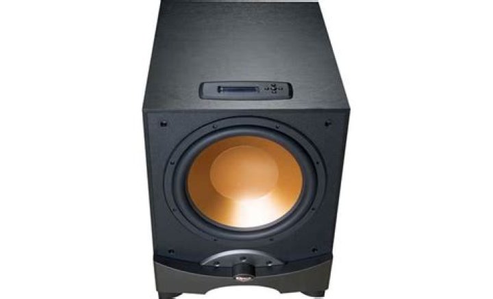 What kind of subwoofer is the Klipsch rw-12d?