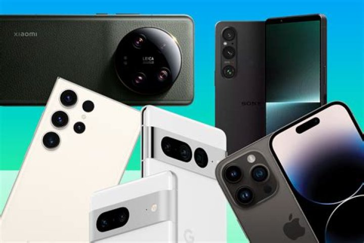 Which Mobile has maximum camera?
