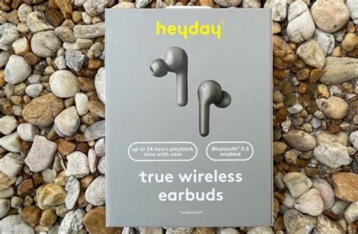Why are my earbuds not pairing?