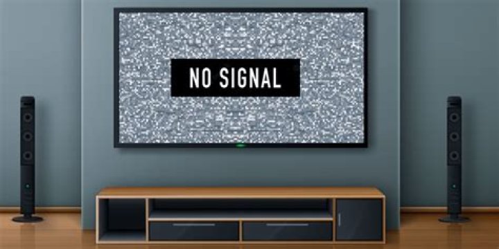 Why is my Hitachi Smart TV saying no signal?