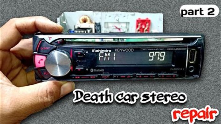 Why is my Kenwood radio not turning on?