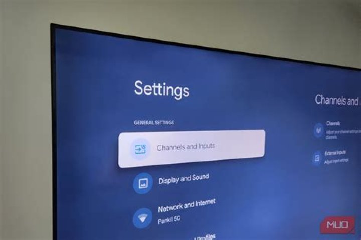 Why is my TV menu screen not working?